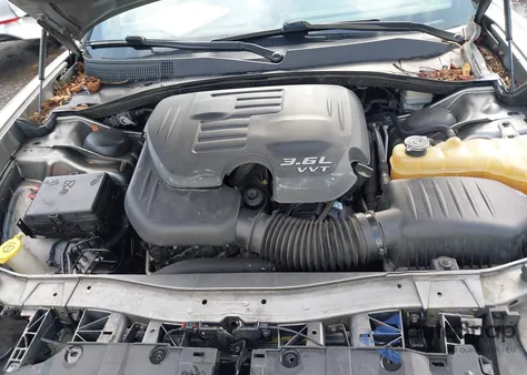 2012 Dodge Charger Sxt z USA, uszkodzony, nr VIN 2C3CDXHGXCH129296